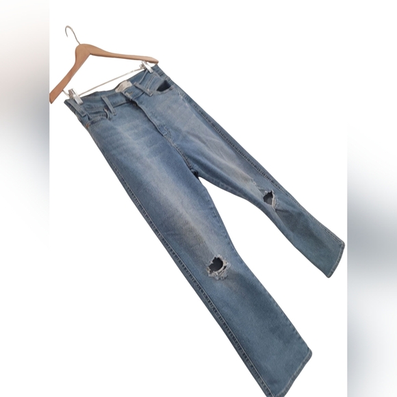 Levi's Signature High Rise Distressed Straight Jeans Size 16 Plus Size - Picture 2 of 5